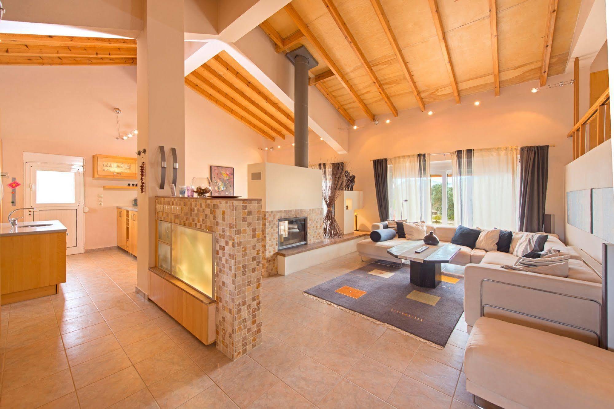 Vila Olive Private Swimming Pool 5 Bdr Rhodes